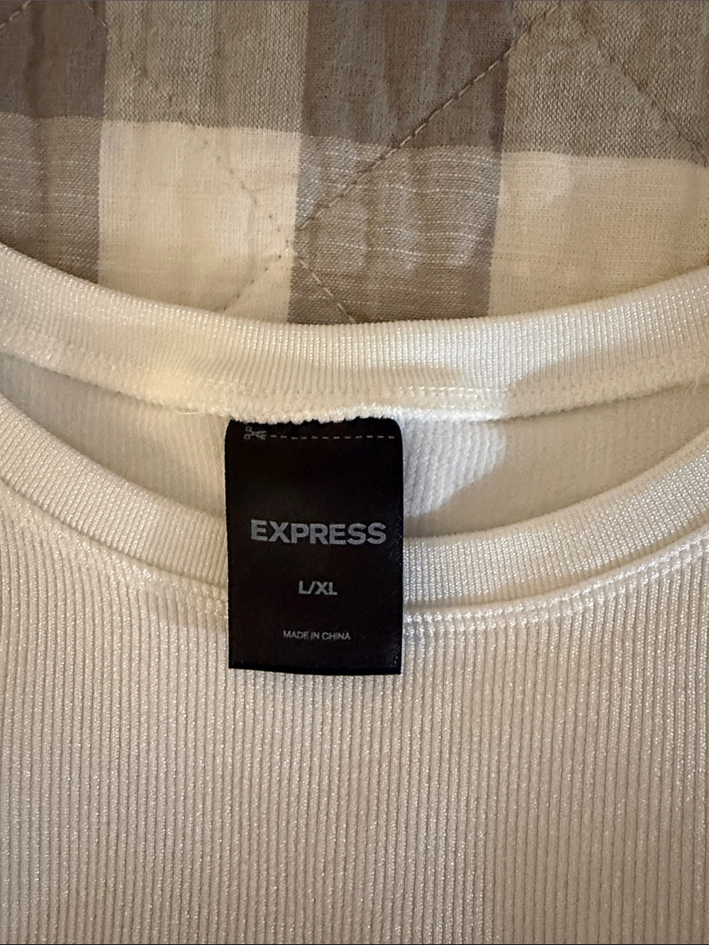 Express Ribbed Tank Top, L/XL - Picture 2 of 3